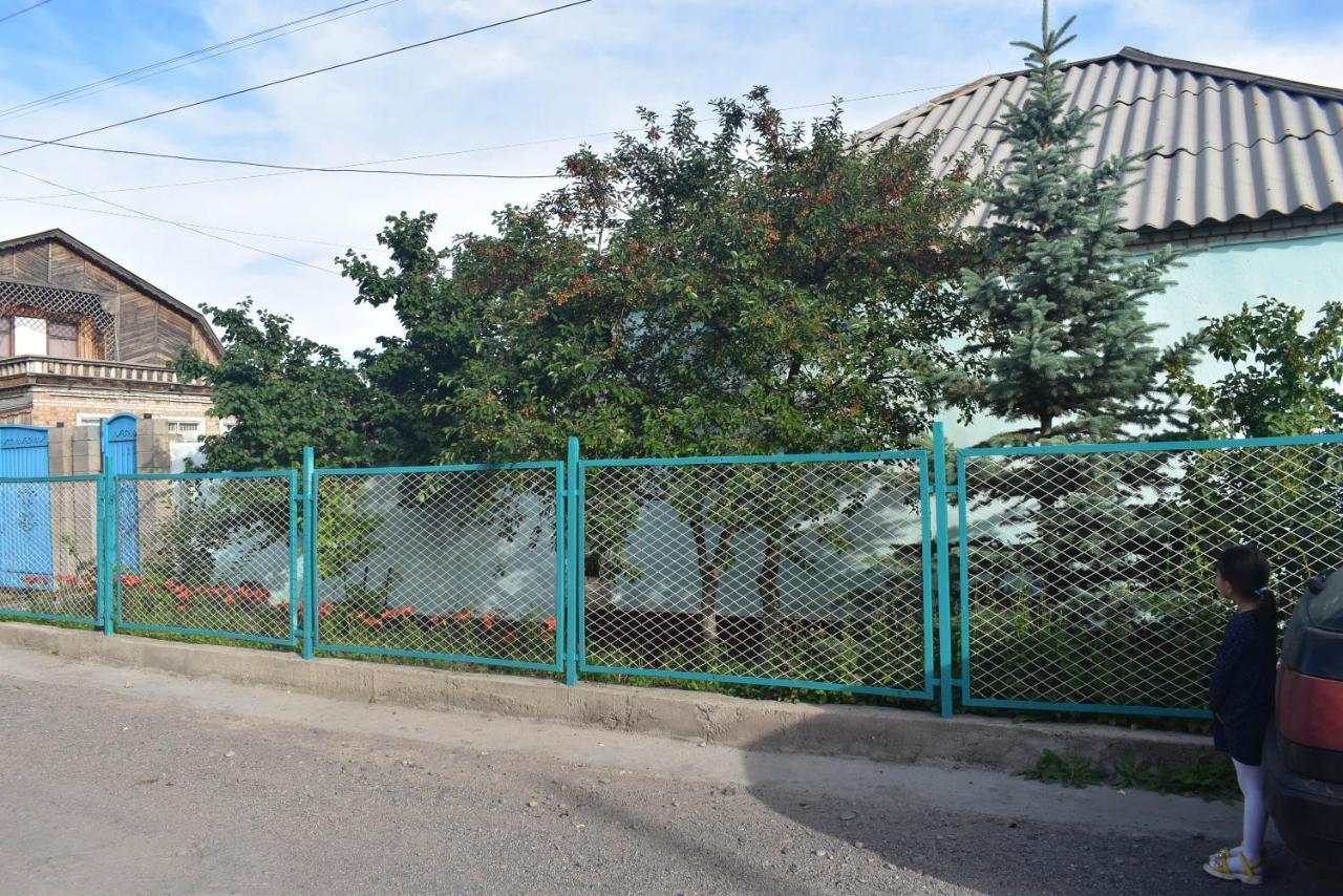 Guest House Oimo Balykchy Exterior photo