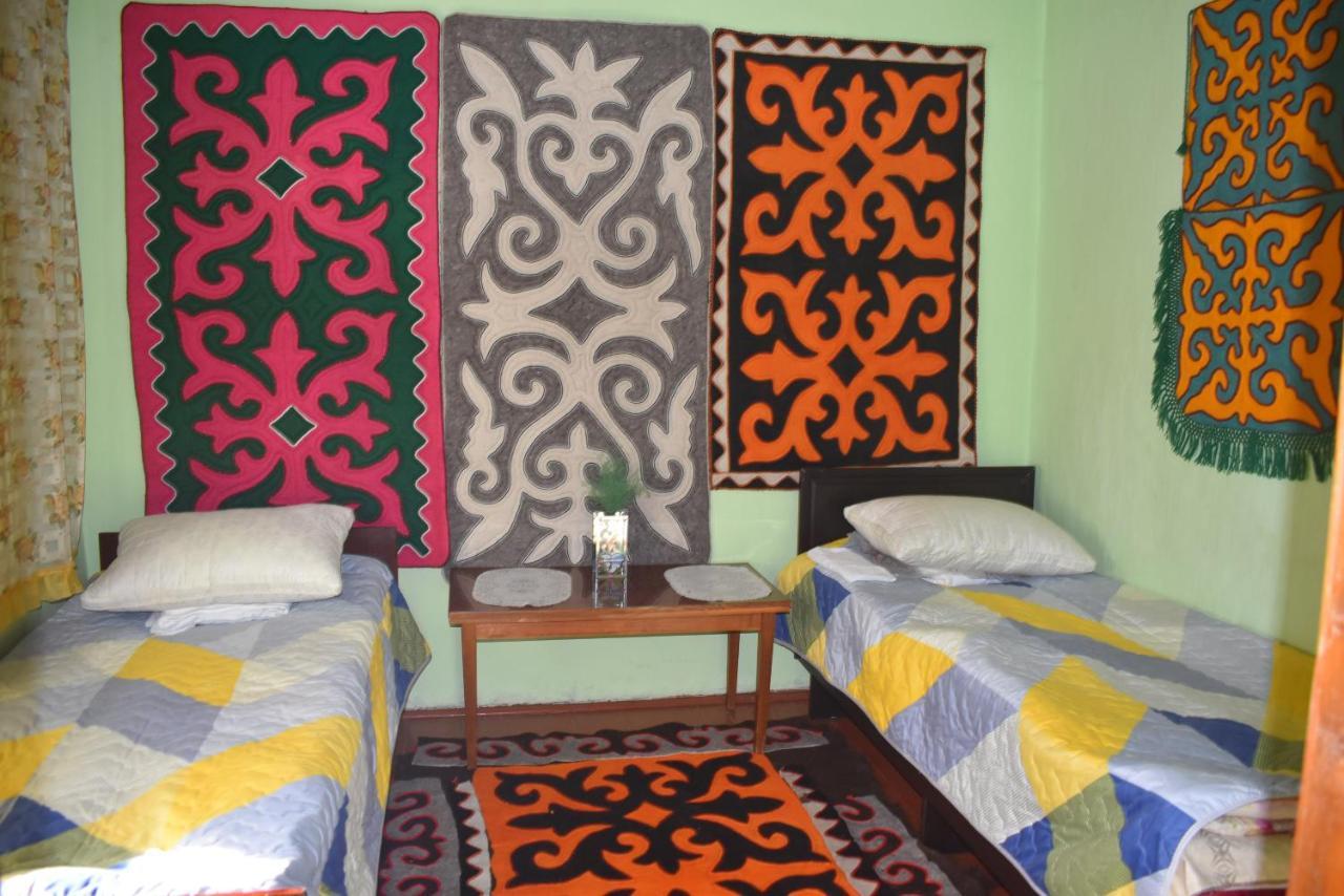 Guest House Oimo Balykchy Exterior photo